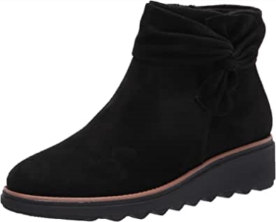 Schwarzes Wildleder Mit Dunkelbraunem Rand Clarks Sharon Salon Stiefelette Für Damen