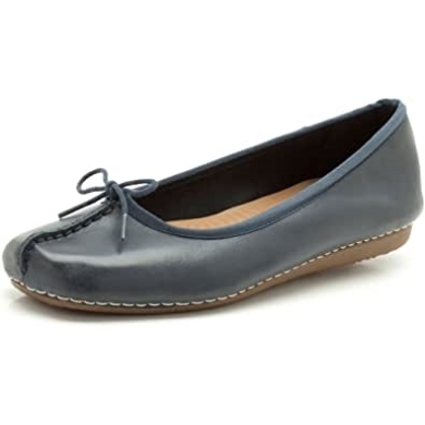 Clarks Freckle Ice Ballerinas Aus Fliederfarbenem Wildleder Für Damen