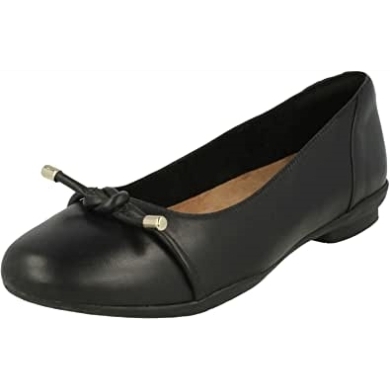 Clarks Neenah Poppy Damen Weite Pumps Schwarz