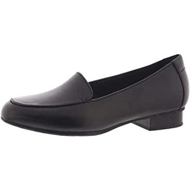 Juliet Lora Damenloafer Mit Weiter Passform Clarks Schwarz