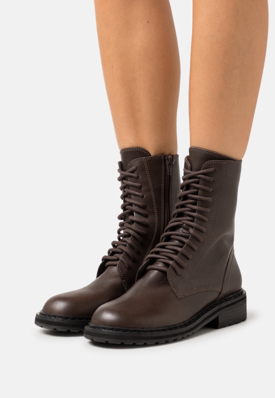 Clarks Tilham Lace Schnürstiefeletten Dunkelbraun