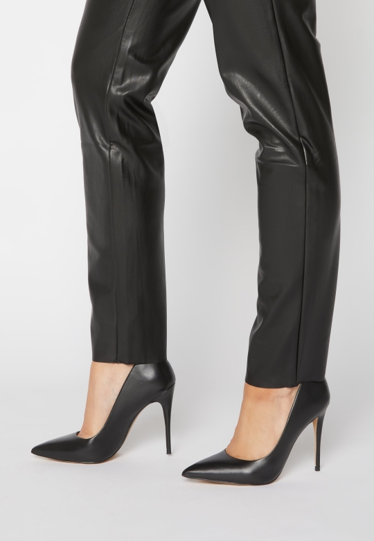 Schwarze Clarks Cassedy High Heels