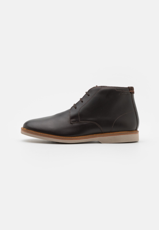 Dunkelbraune Clarks Atticus Mid Lässige Schnürschuhe