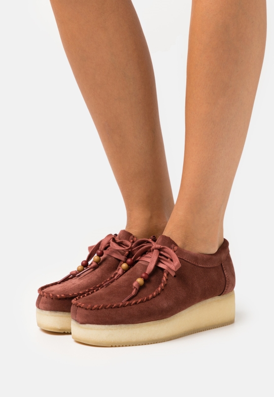 Wallacraft Lässige Schnürschuhe Clarks Bordeaux