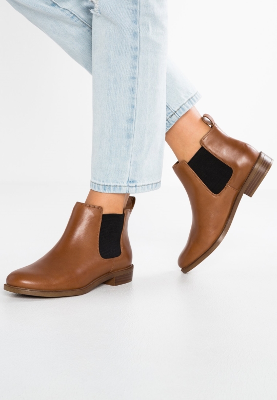 Taylor Shine Stiefeletten Clarks