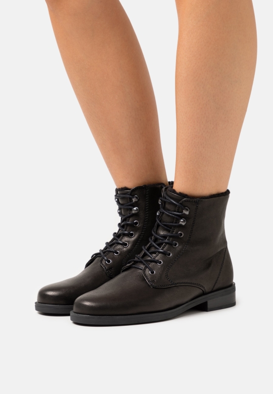 Memi Schnürstiefelette Aus Schnürung Schwarz Clarks