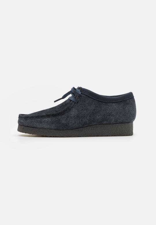 Lässige Schnürschuhe Von Ink Clarks Wallabee