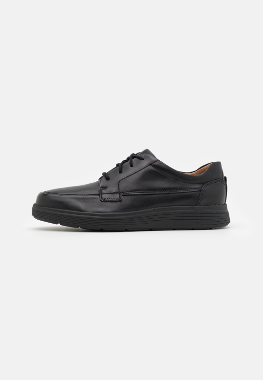 Clarks Black Un Abode Schnürschuhe