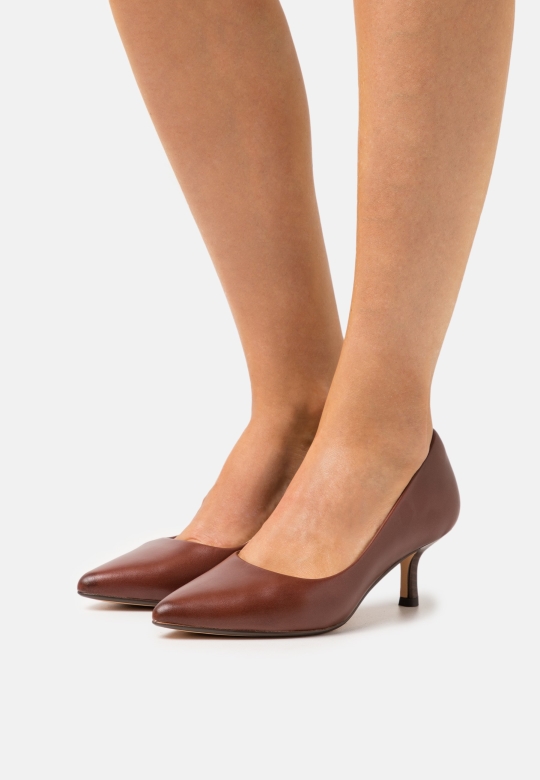 Violett Klassische Heels Cognac Clarks