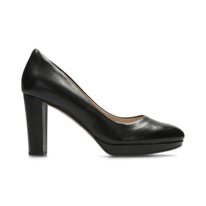 Schwarze Clarks Kendra Siena
