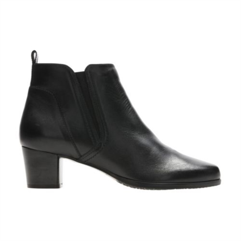Schwarze Clarks Lenify Cora