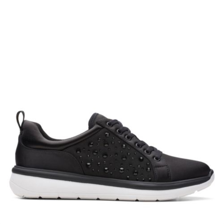 Schwarzes Interesse Clarks Ezera Ave