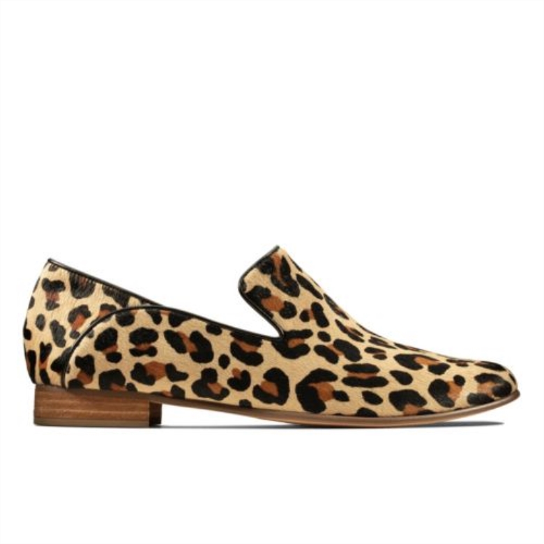 Pure Viola Interesse Clarks Mit Leopardenmuster