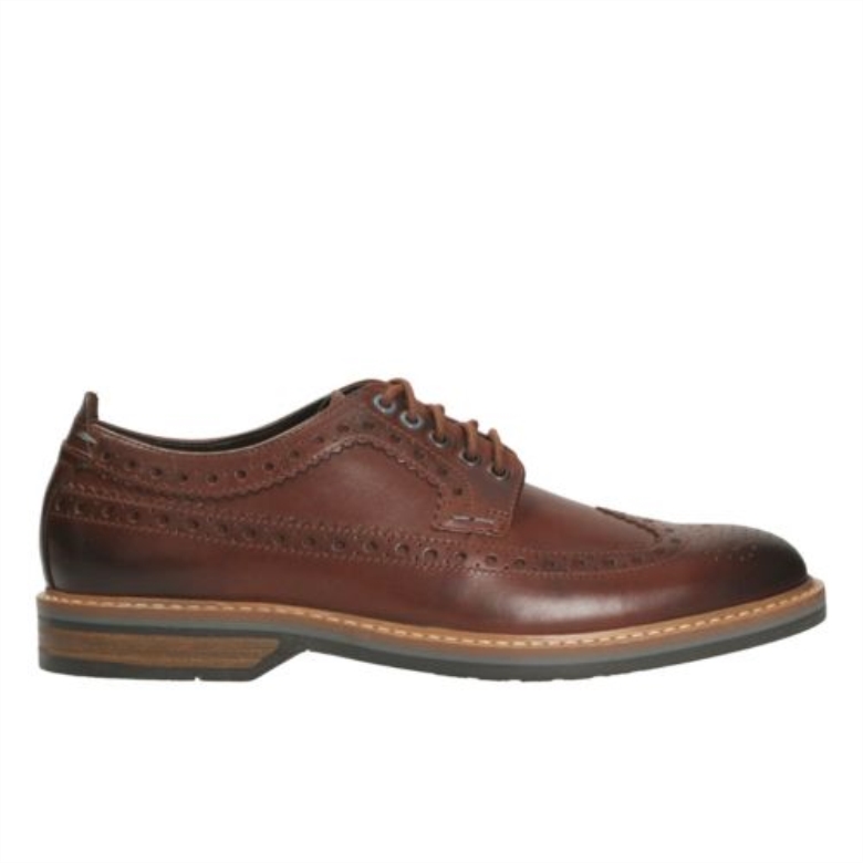 Tan Clarks Pitney-grenze