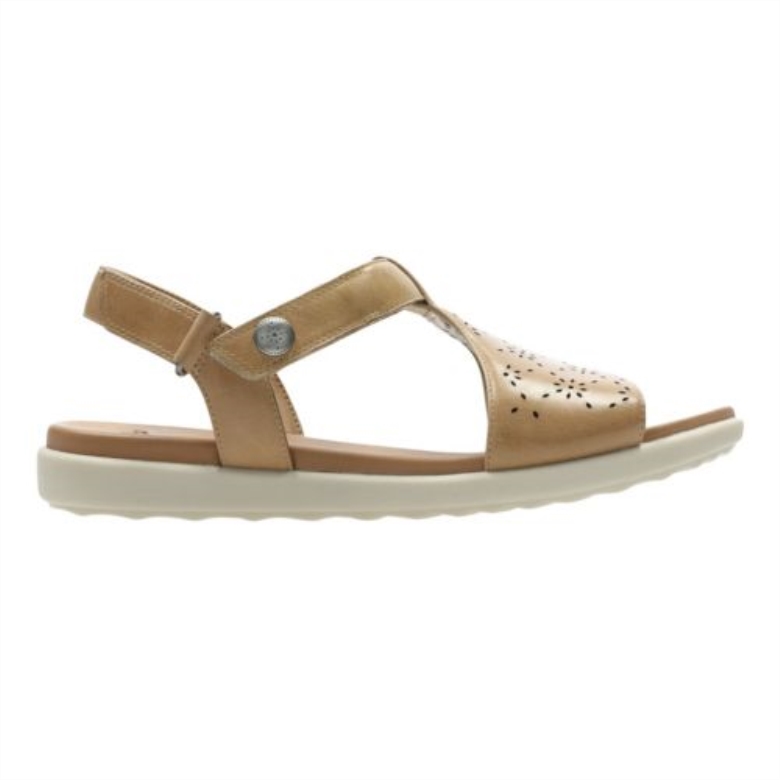 Tan Clarks Un Reisel Mae