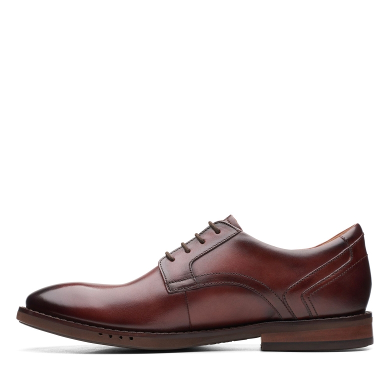 Clarks Braunes Leder Un Hugh Spitze