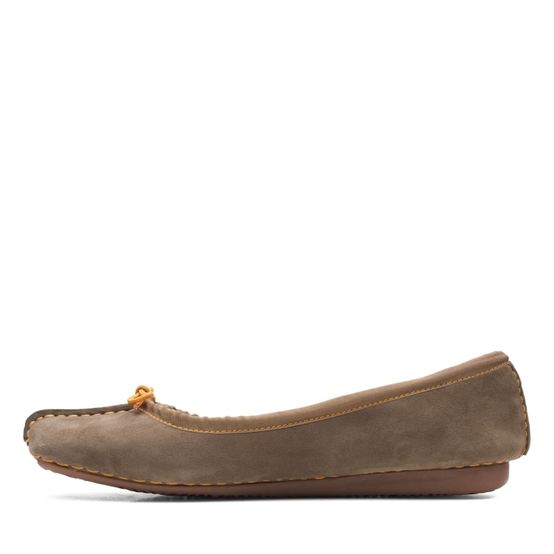 Dunkeloliv Wildleder Clarks Freckle Ice