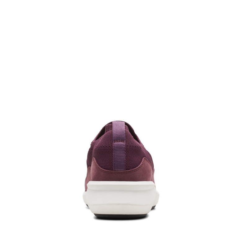 Ein Lila Strick Clarks River