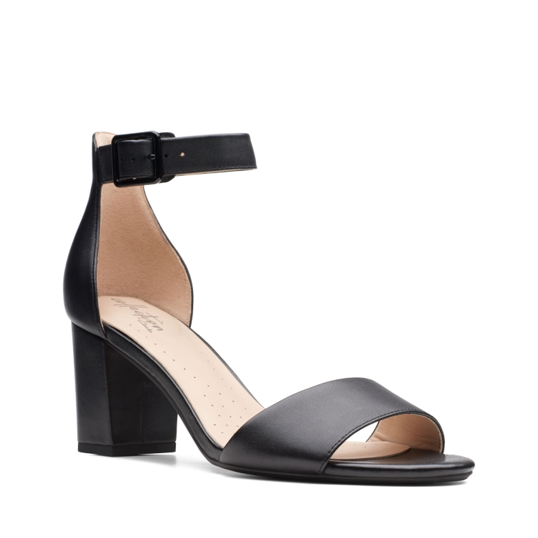 Deva Mae Clarks Aus Schwarzem Leder