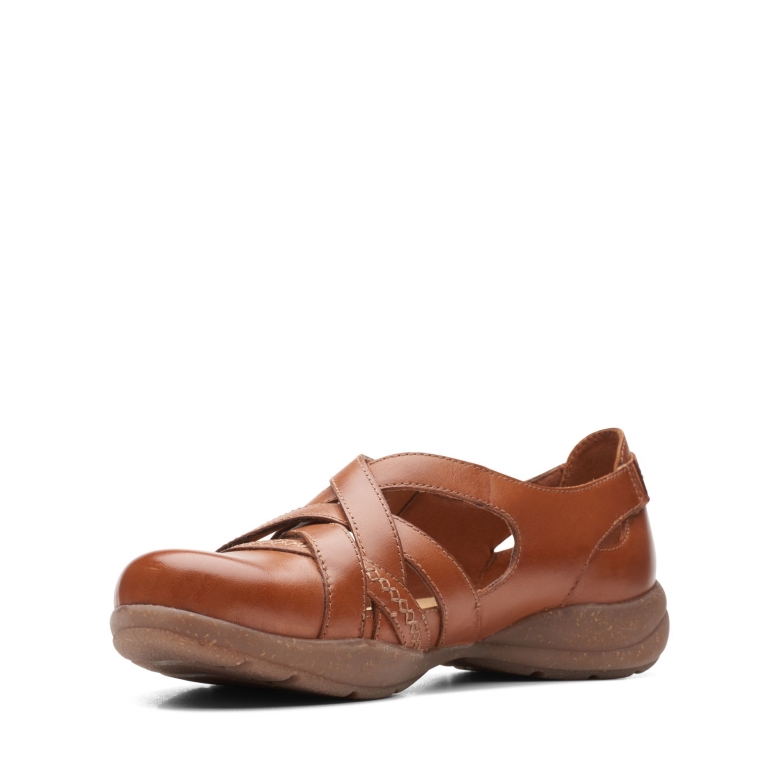Clarks Roseville Step Tan Manager