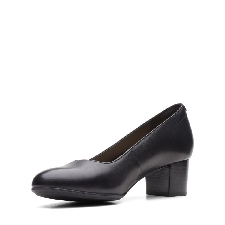 Clarks Linnae Pumps Aus Schwarzem Leder