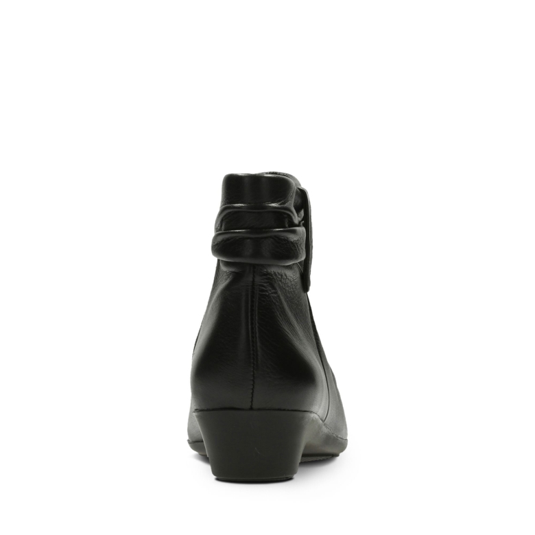 Clarks Schwarze Ledermatrone Ella