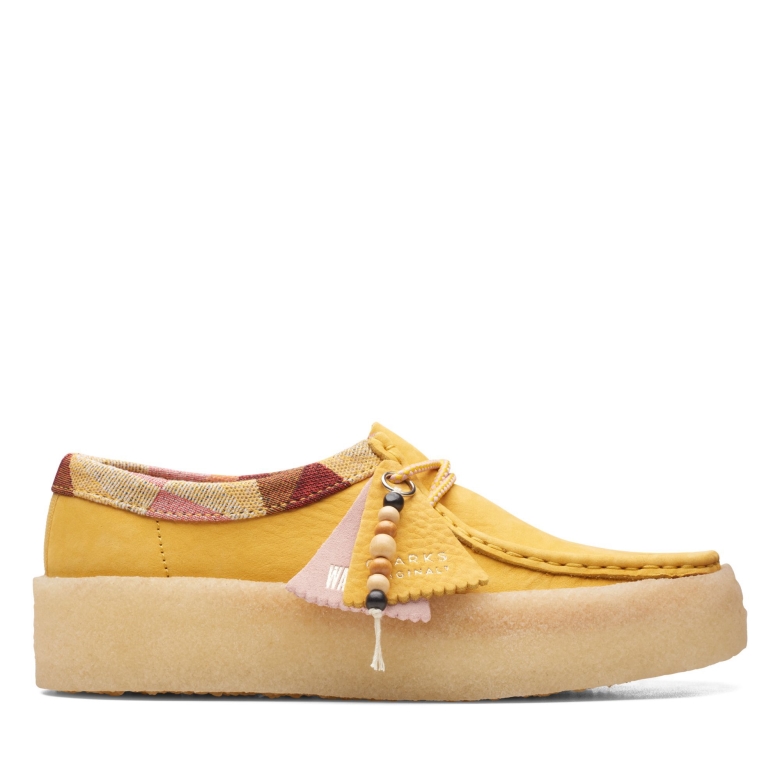 Gelbe Nubuk Clarks Wallabee Tasse