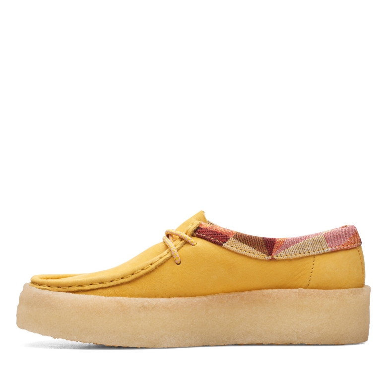 Gelbe Nubuk Clarks Wallabee Tasse