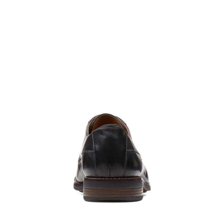 Clarks Beckenkappe Aus Schwarzem Leder
