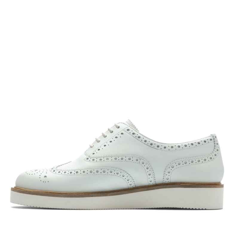 Weiß Leder Baille Brogue Clarks