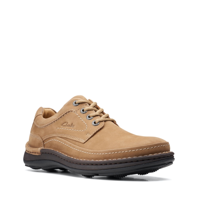 Clarks Sand Nubuk Natur Drei
