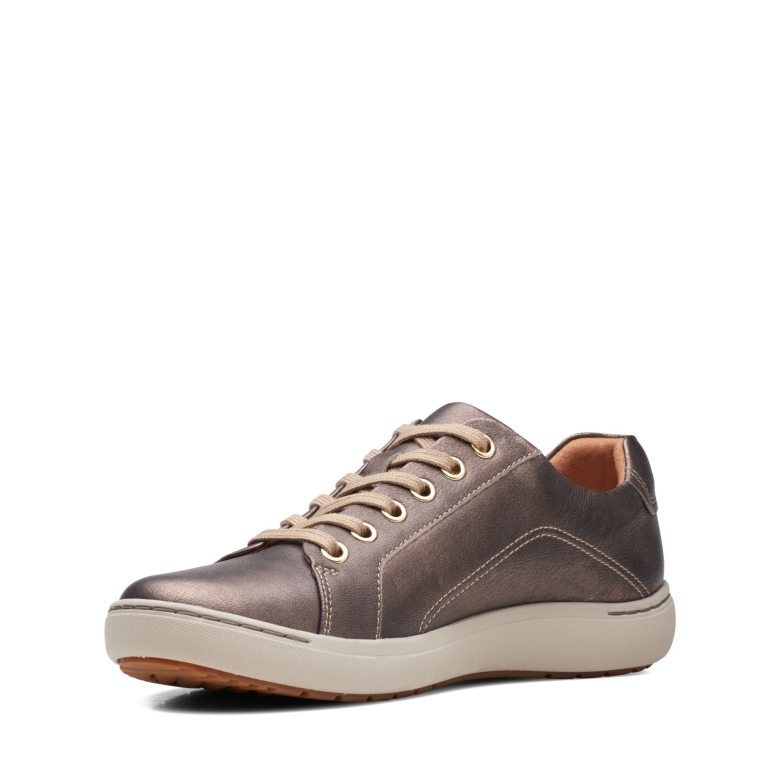 Bronze-metallic-clarks-nalle-spitze
