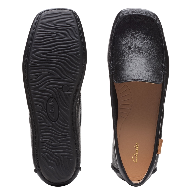 Schwarzes Leder Clarks Sommersprossen Gehen
