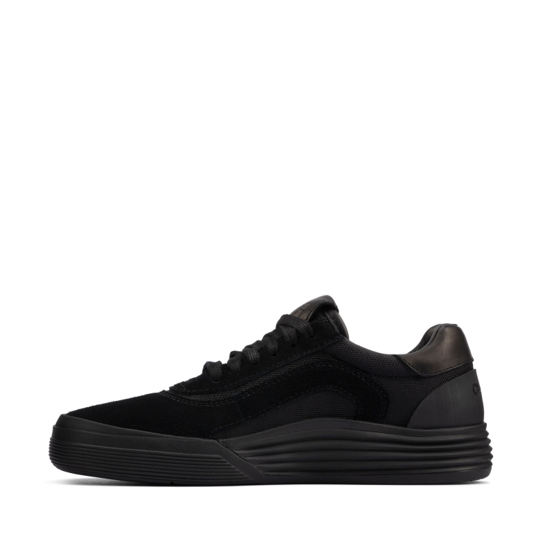Cica Und Clarks Aus Schwarzem Wildleder