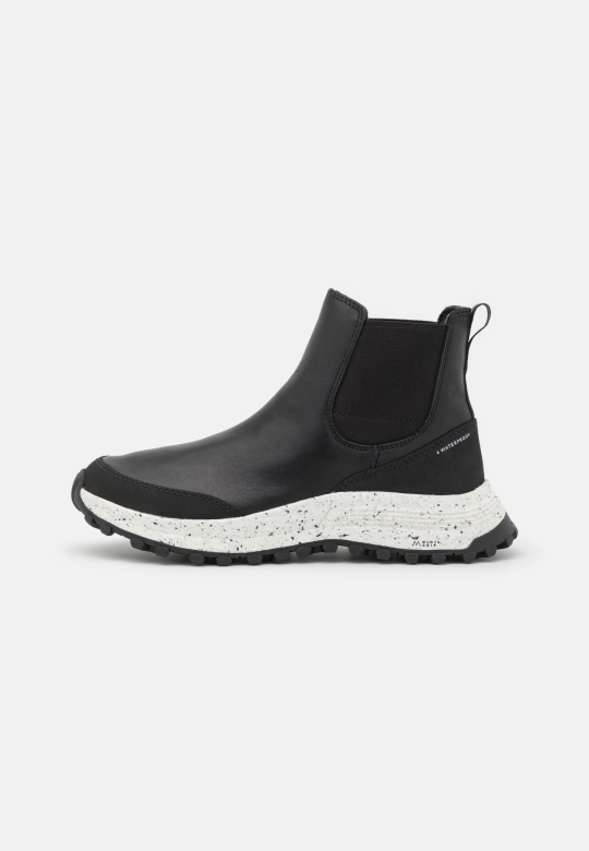Schwarze Atltrekupwp Stiefeletten Clarks